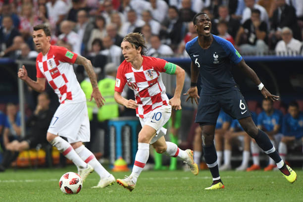 而在另一场 而在另一场